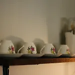 Leju 21 樂居 Explore Malacca From A Riverside House